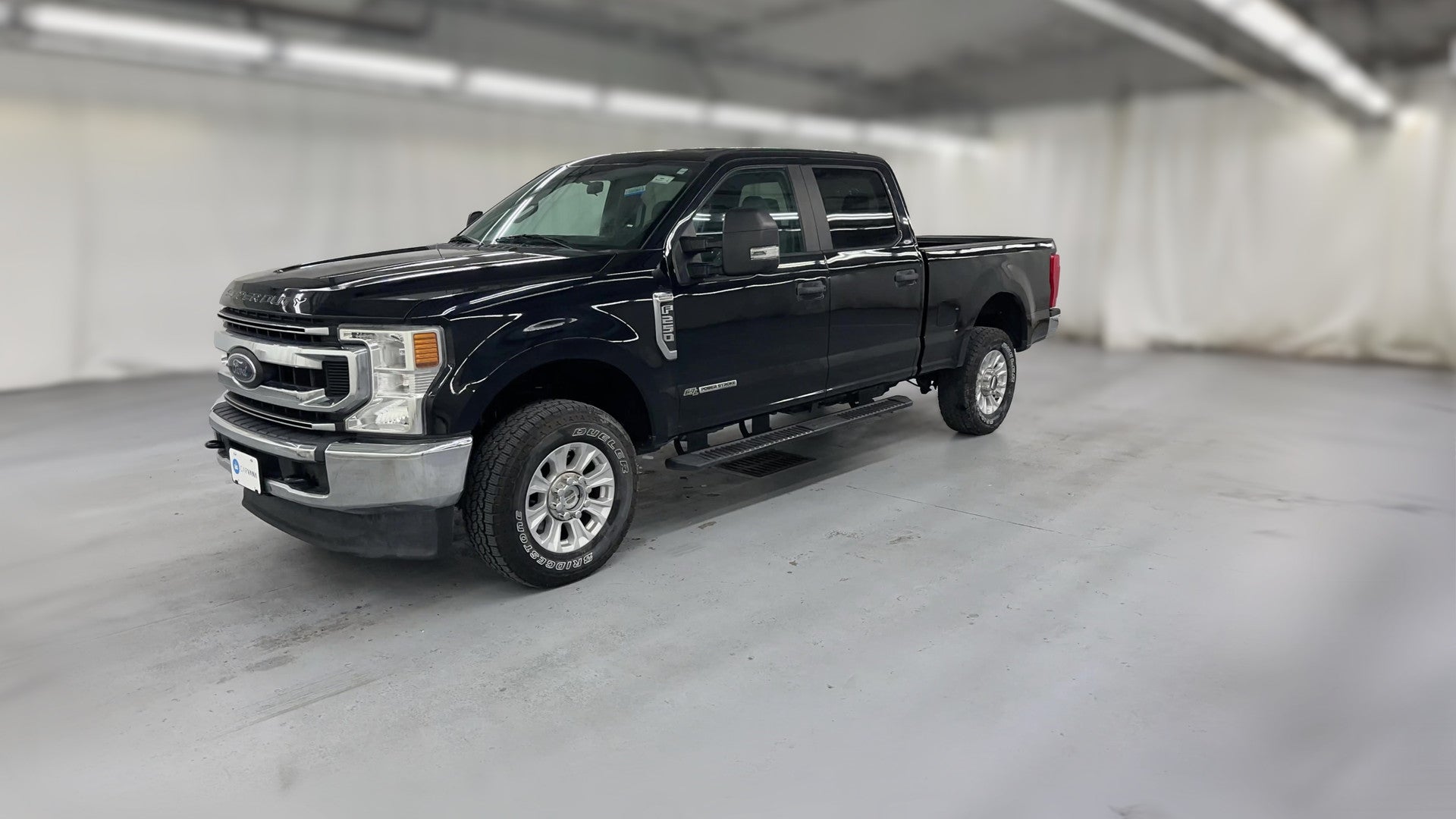 2020 Ford F250 Super Duty Crew Cab vehicle photo