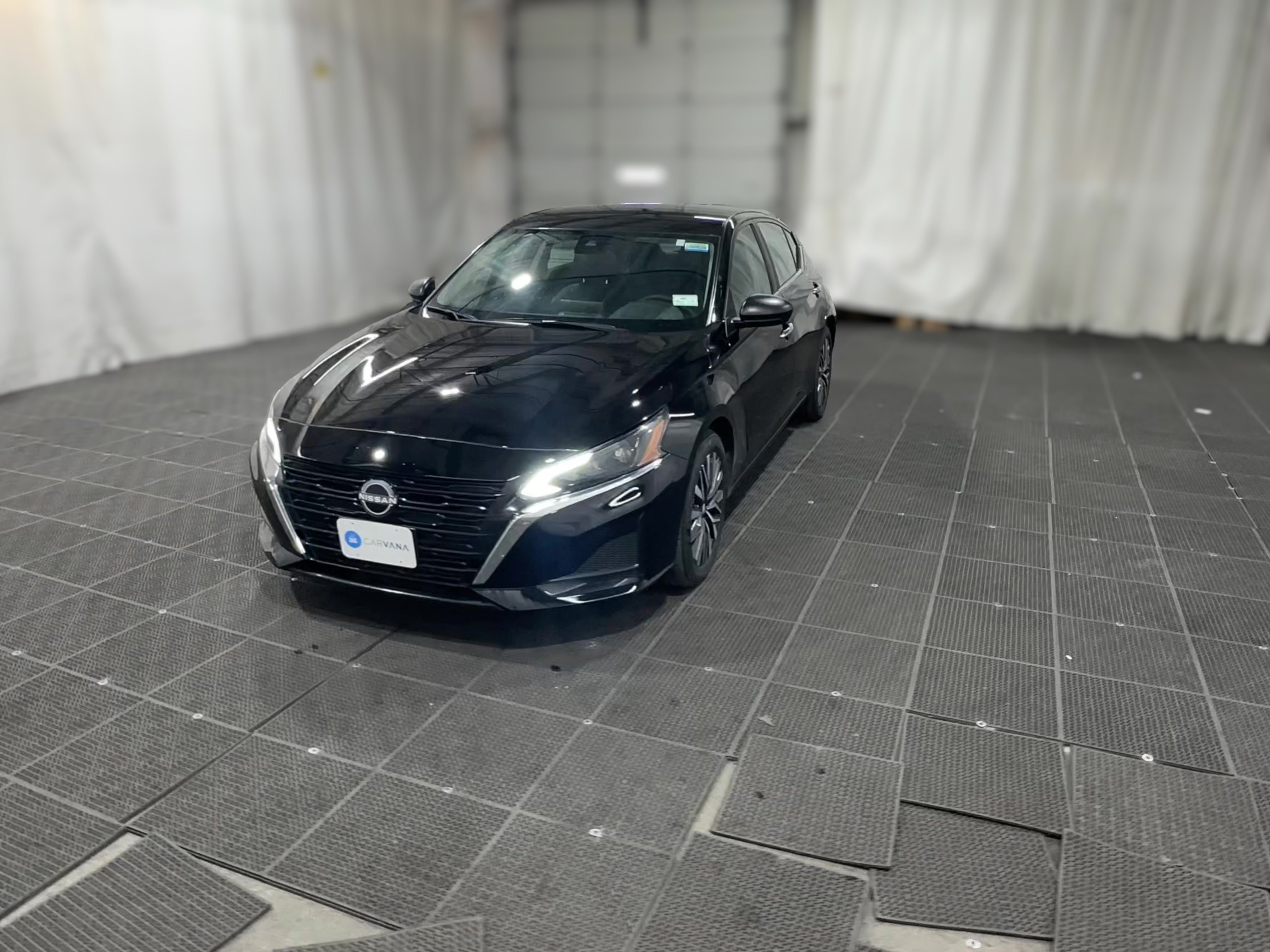 2025 Nissan Altima SV - Photo 22