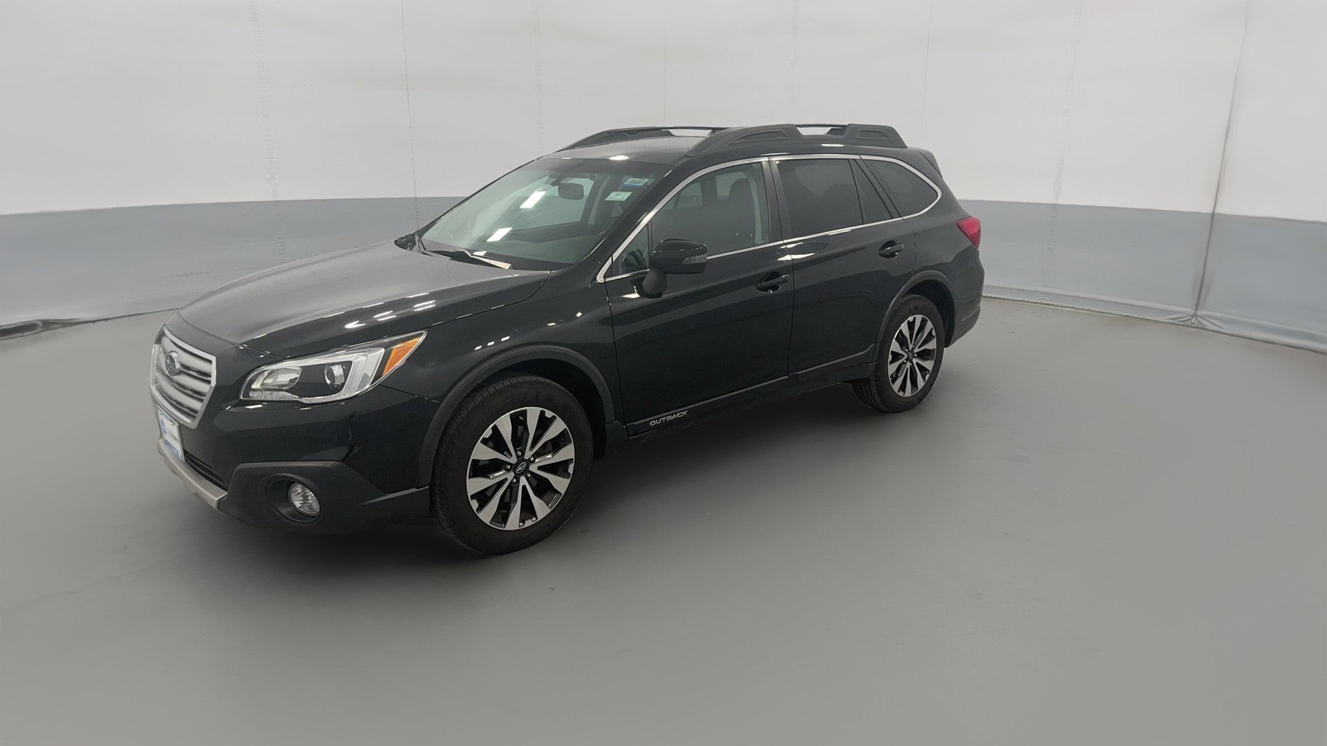 2015 Subaru Outback vehicle photo