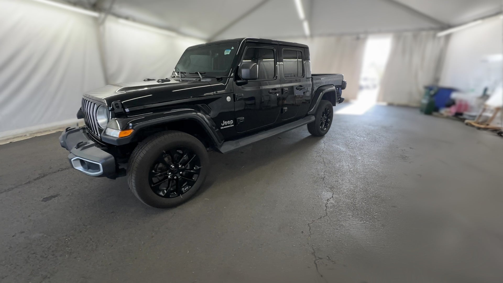 2020 Jeep Gladiator vehicle photo