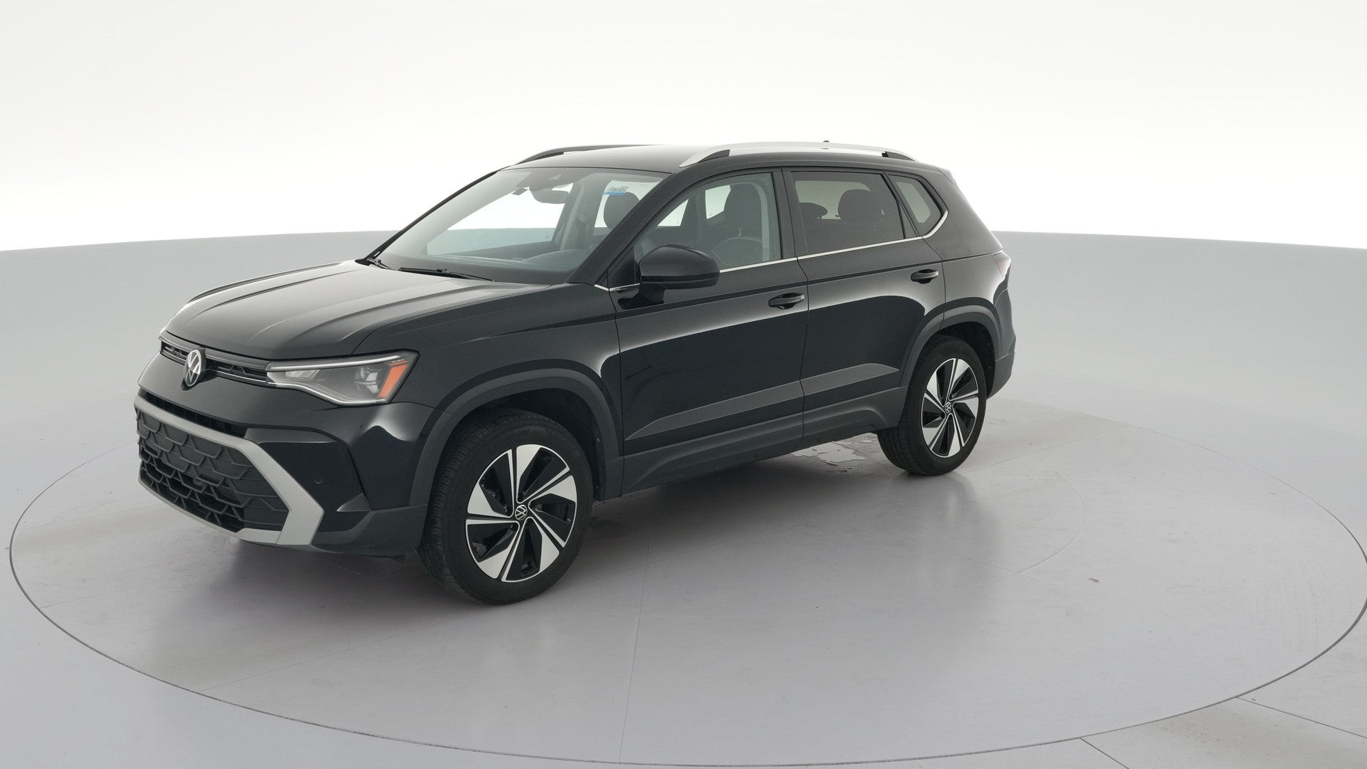 2025 Volkswagen Taos vehicle photo