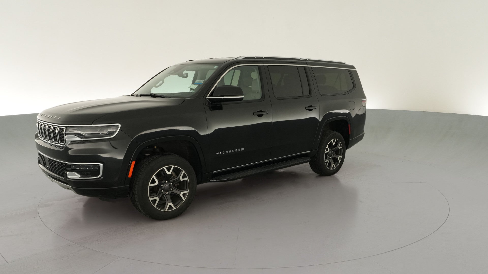 2023 Jeep Wagoneer L vehicle photo