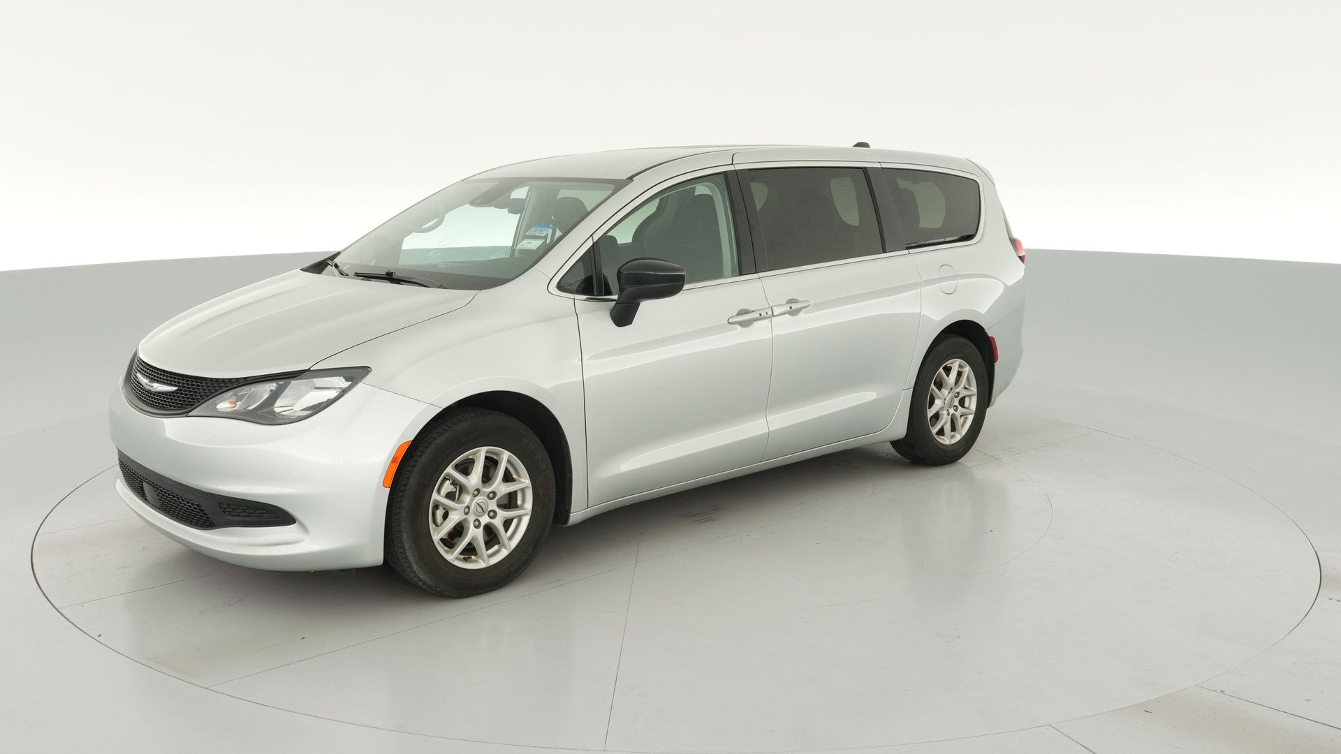 2024 Chrysler Voyager vehicle photo