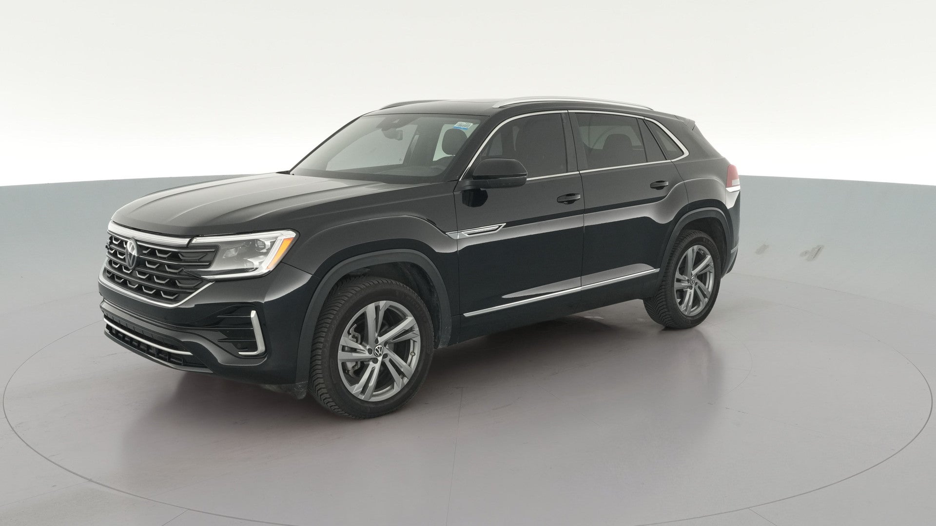 2024 Volkswagen Atlas Cross Sport vehicle photo