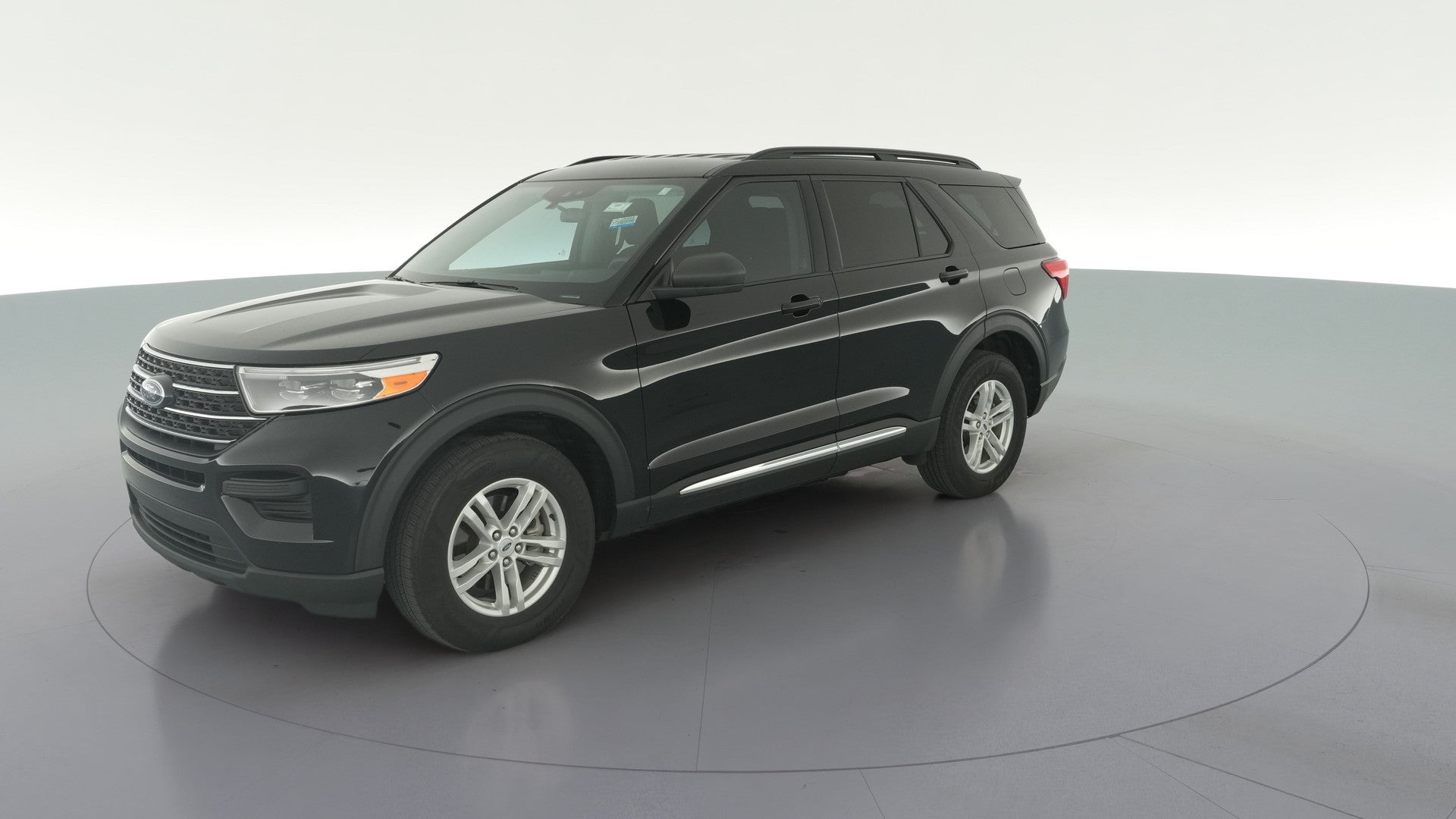 2023 Ford Explorer vehicle photo