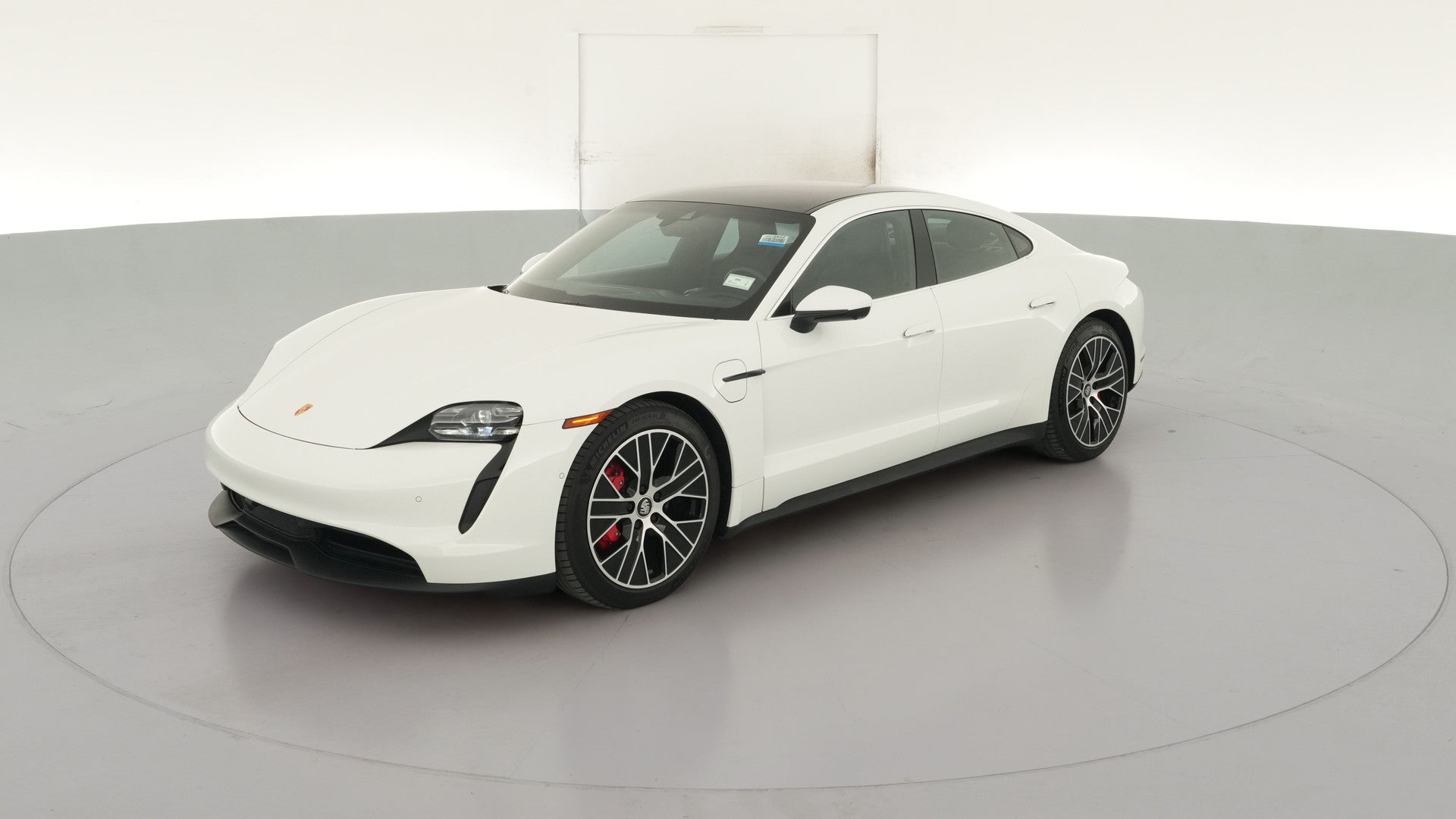 2020 Porsche Taycan vehicle photo