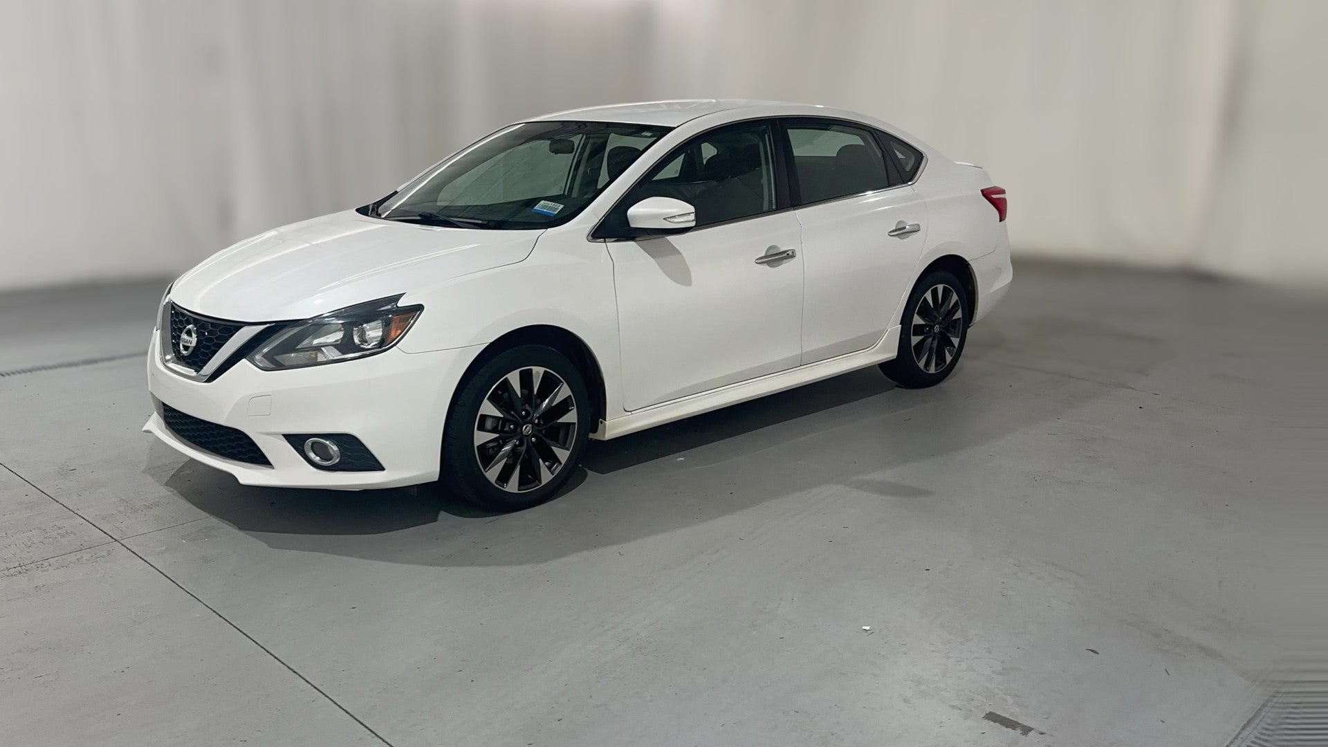 2017 Nissan Sentra vehicle photo
