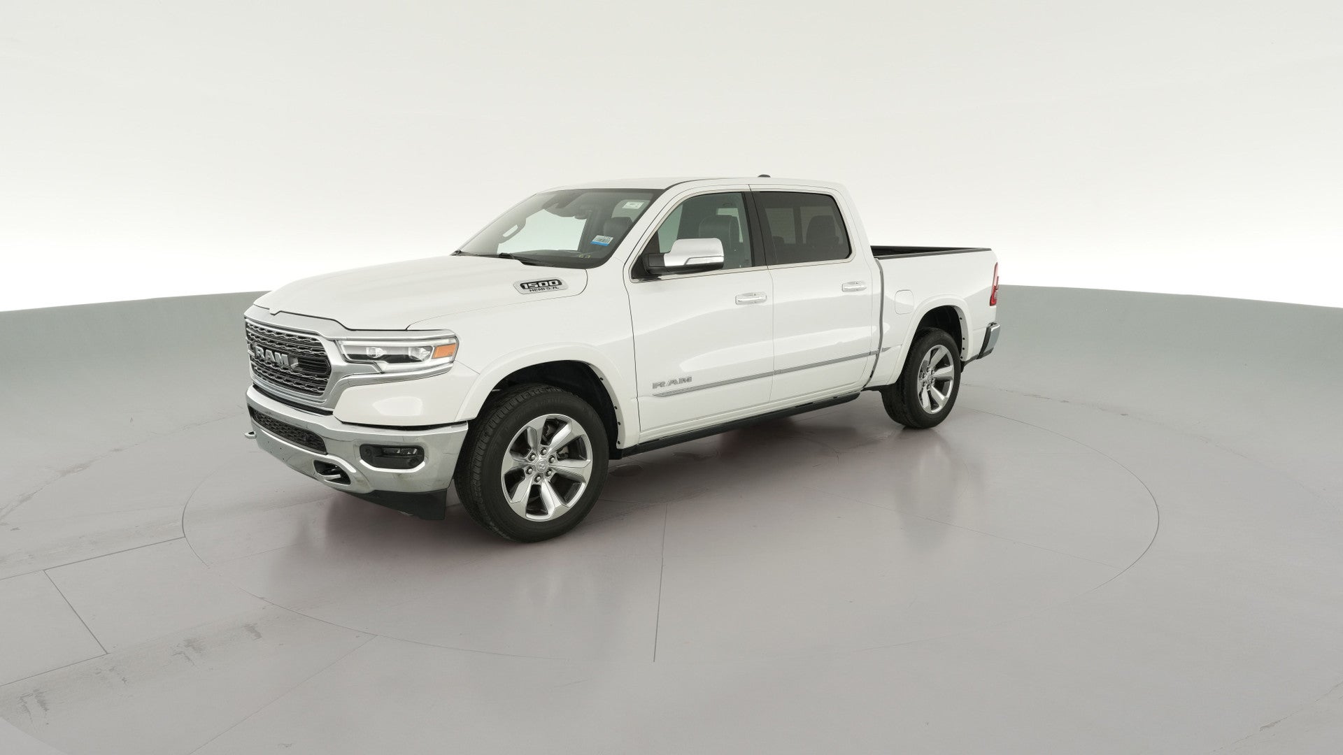 2020 Ram 1500 Crew Cab vehicle photo