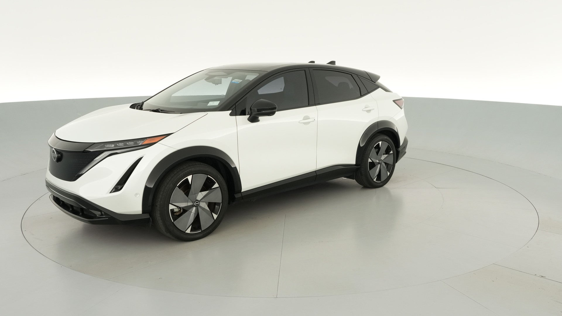 2023 Nissan ARIYA vehicle photo