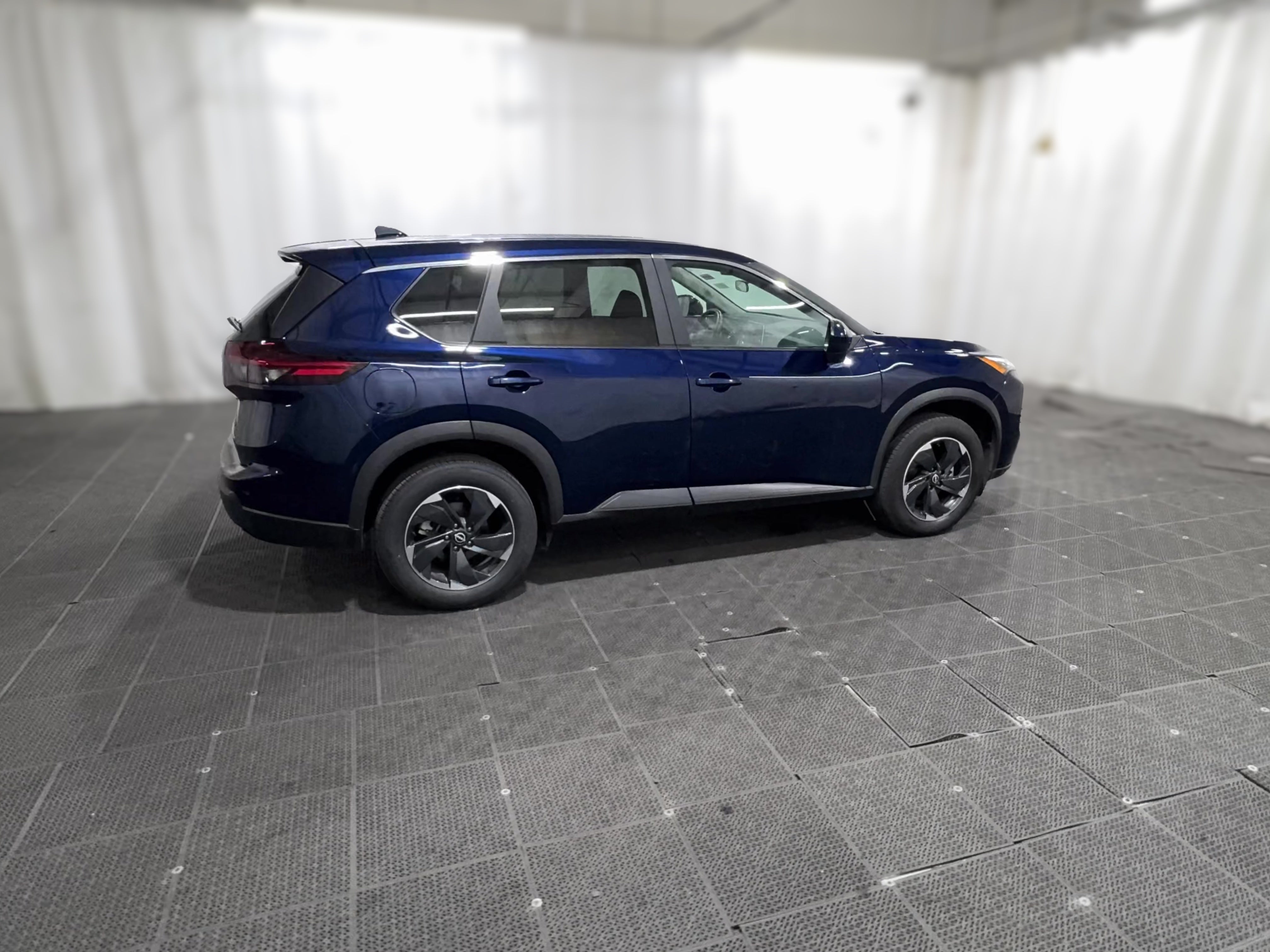 2025 Nissan Rogue SV - Photo 35