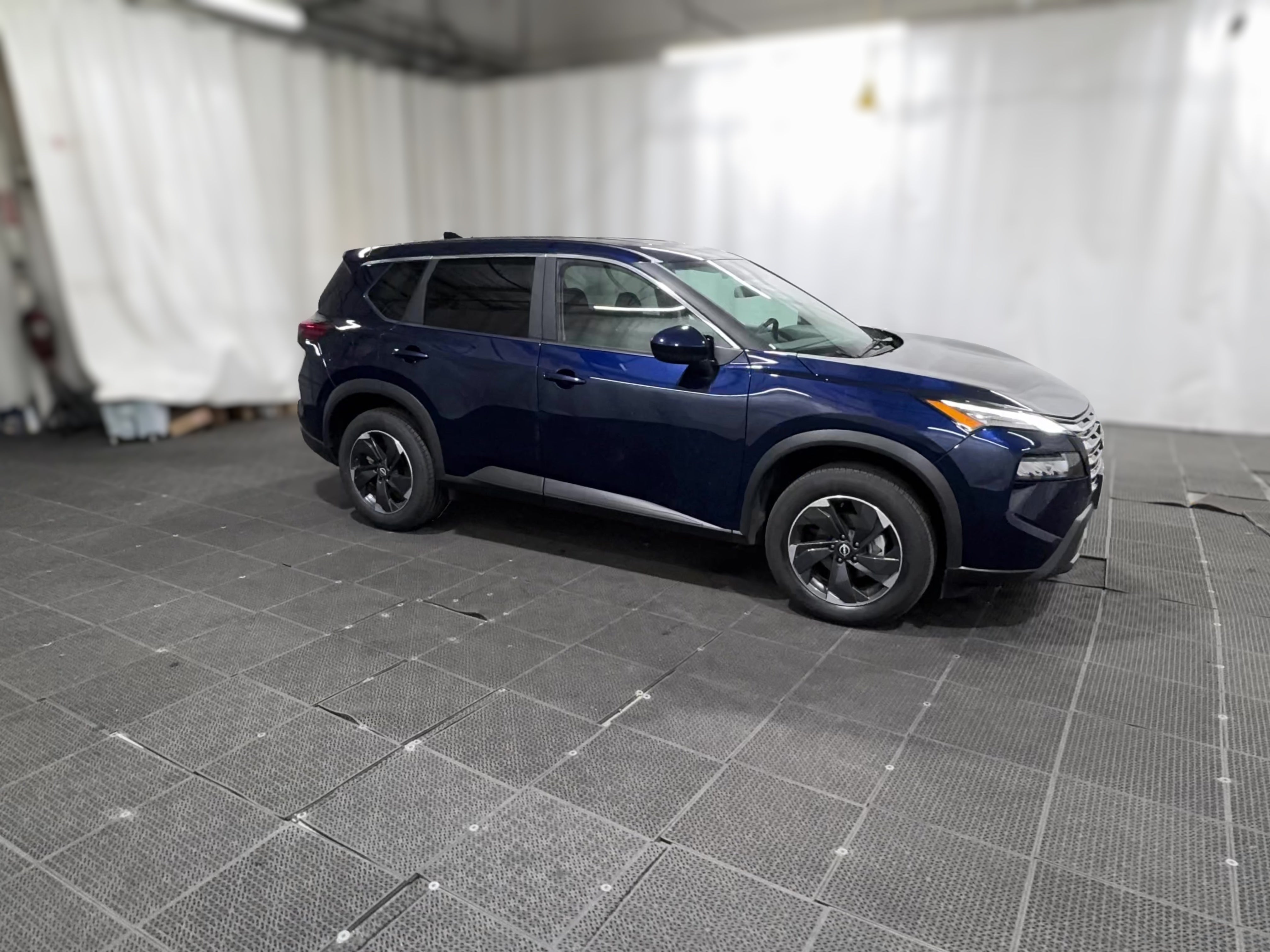 2025 Nissan Rogue SV - Photo 37
