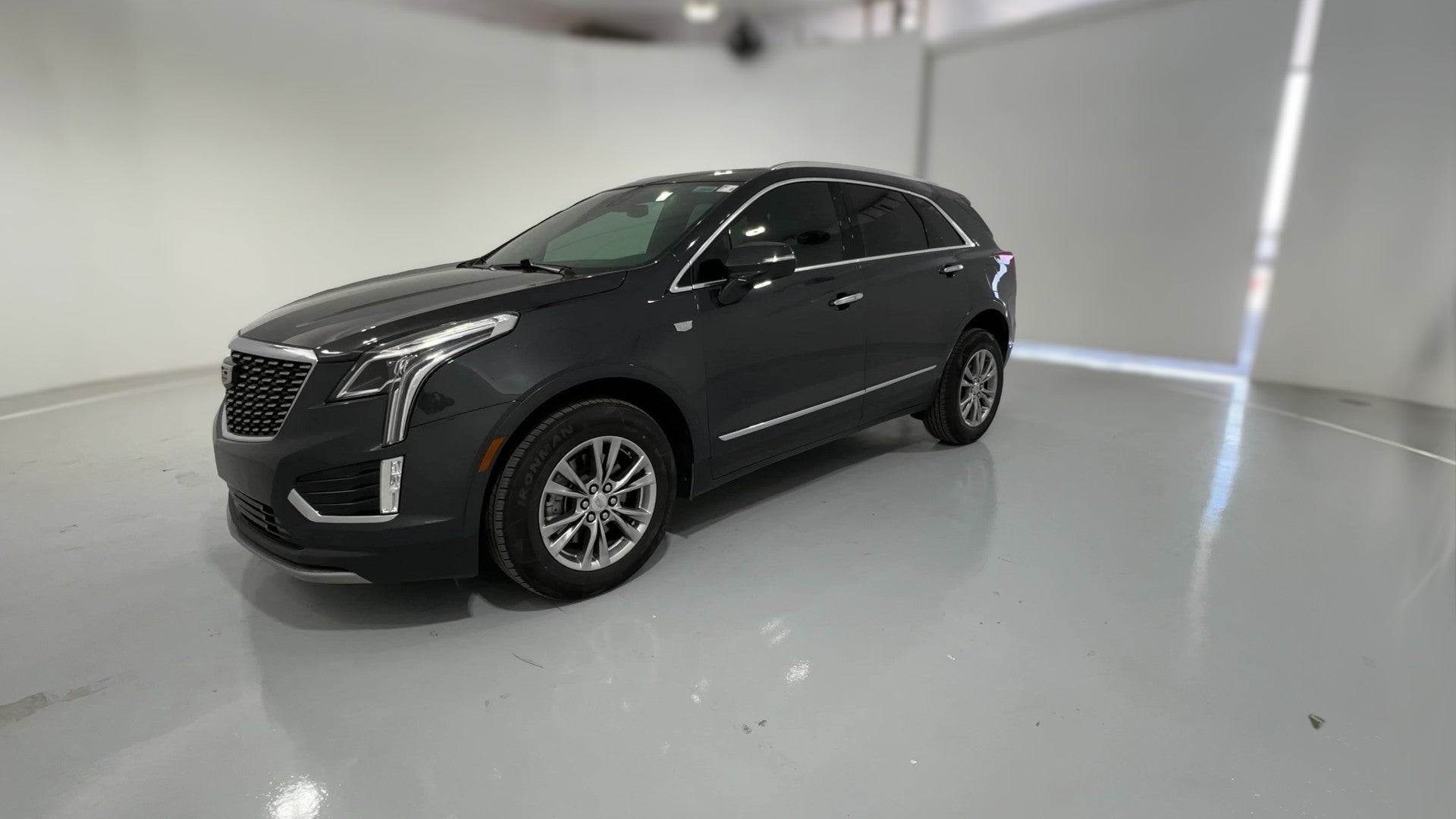 2021 Cadillac XT5 vehicle photo