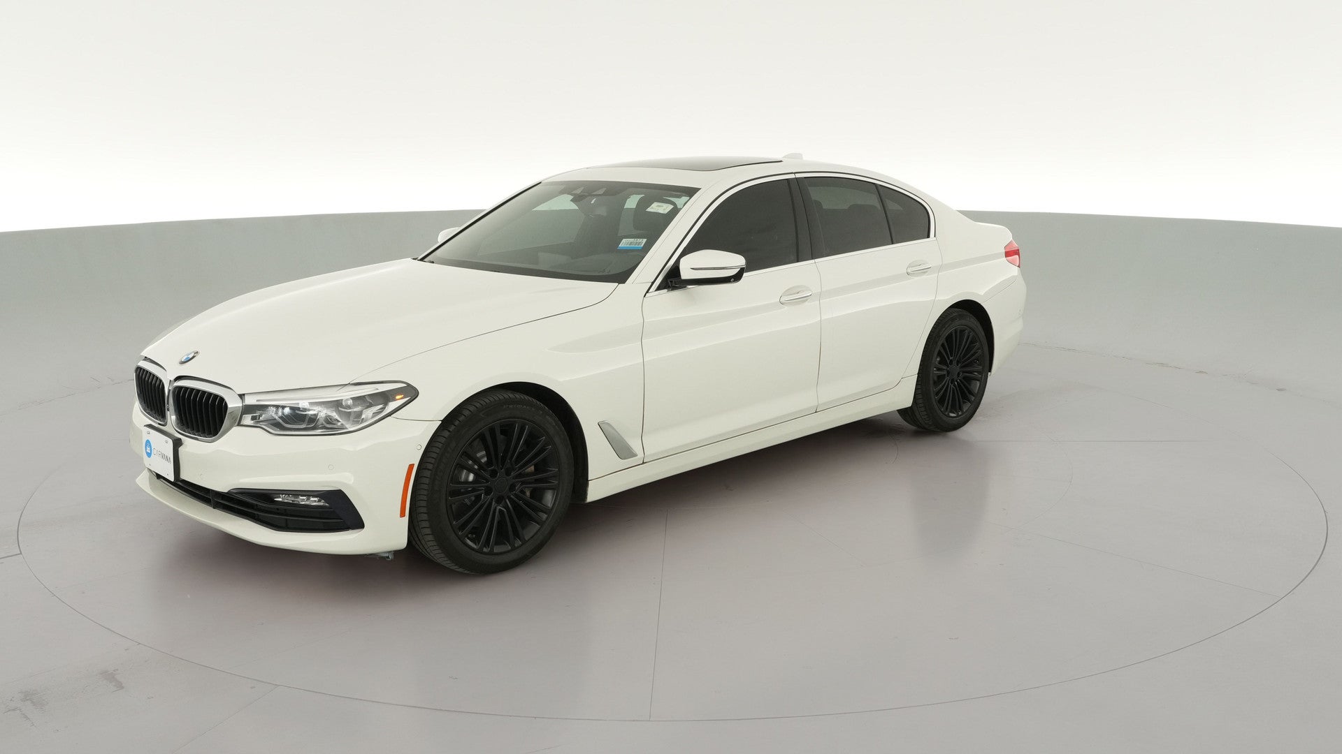 2017 BMW 5 Series vehicle photo