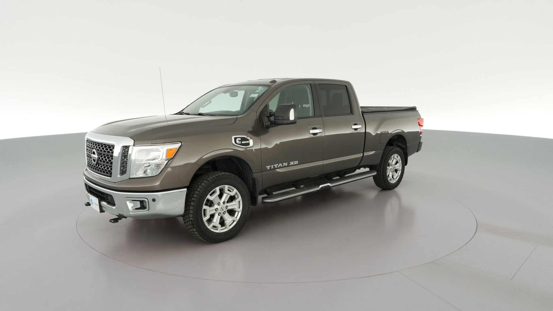 2016 Nissan TITAN XD Crew Cab vehicle photo