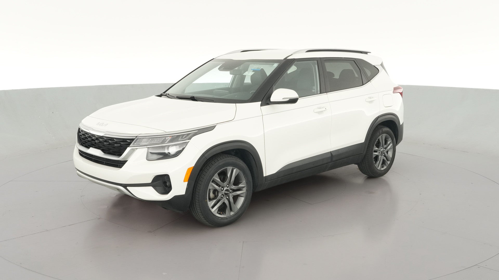 2023 Kia Seltos vehicle photo