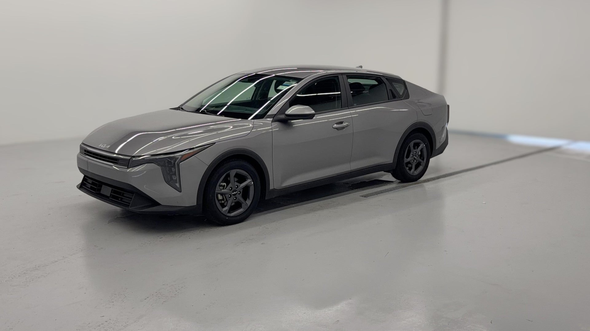 2025 Kia K4 vehicle photo