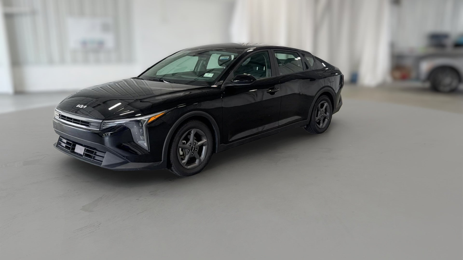 2025 Kia K4 vehicle photo