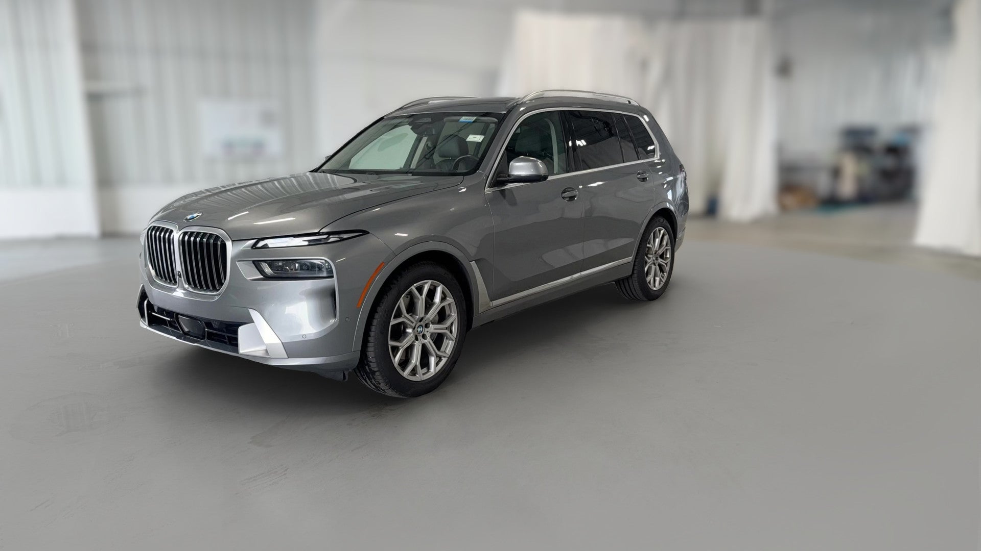 2023 BMW X7 vehicle photo