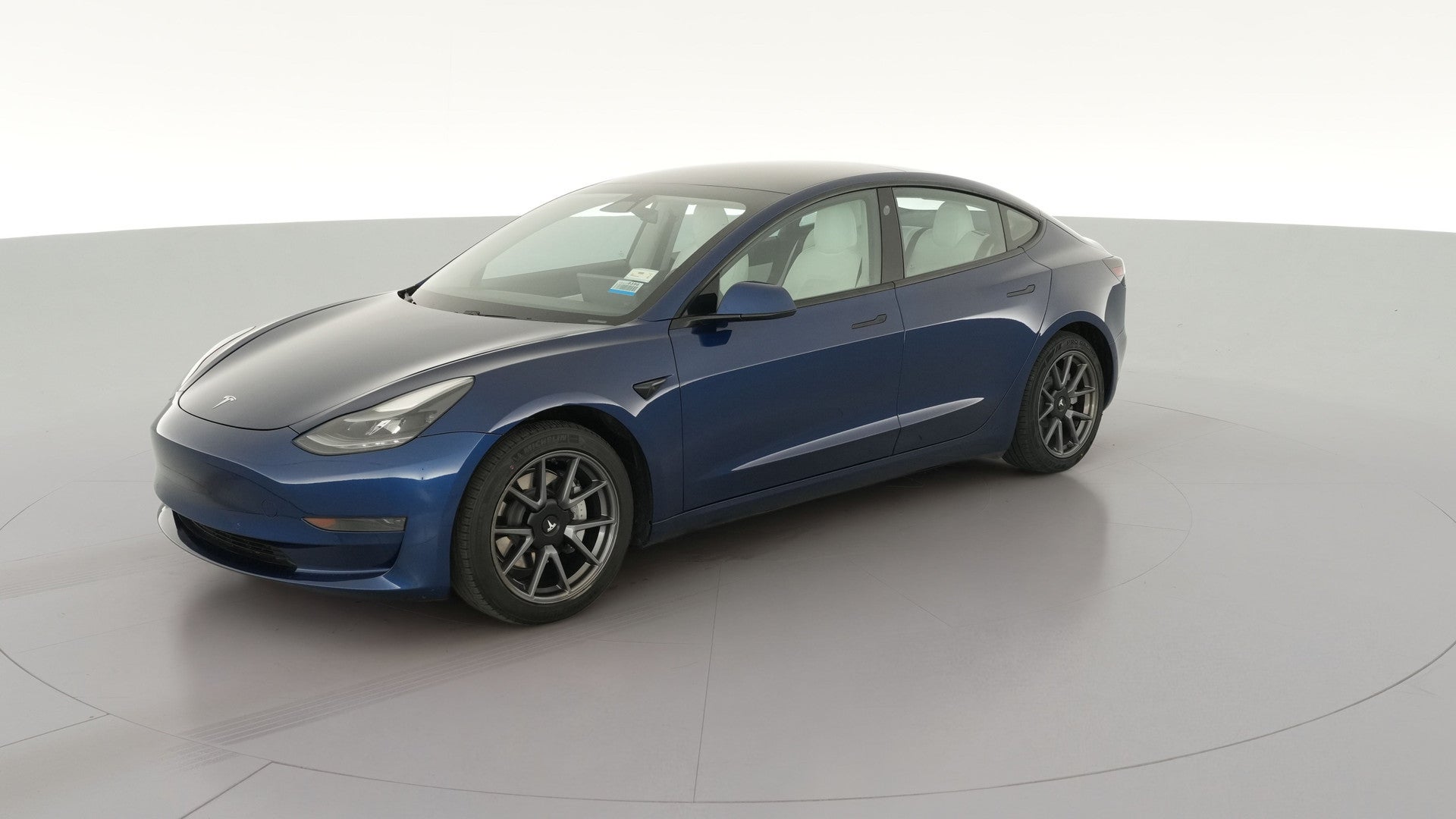 2021 Tesla Model 3 vehicle photo