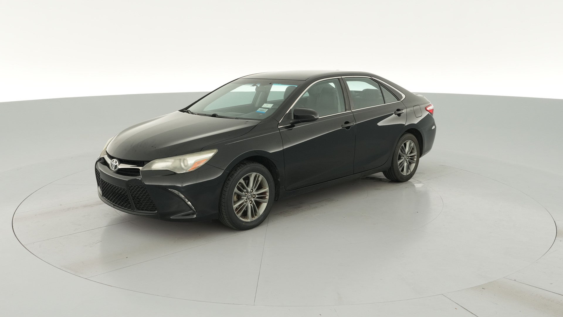 2016 Toyota Camry vehicle photo