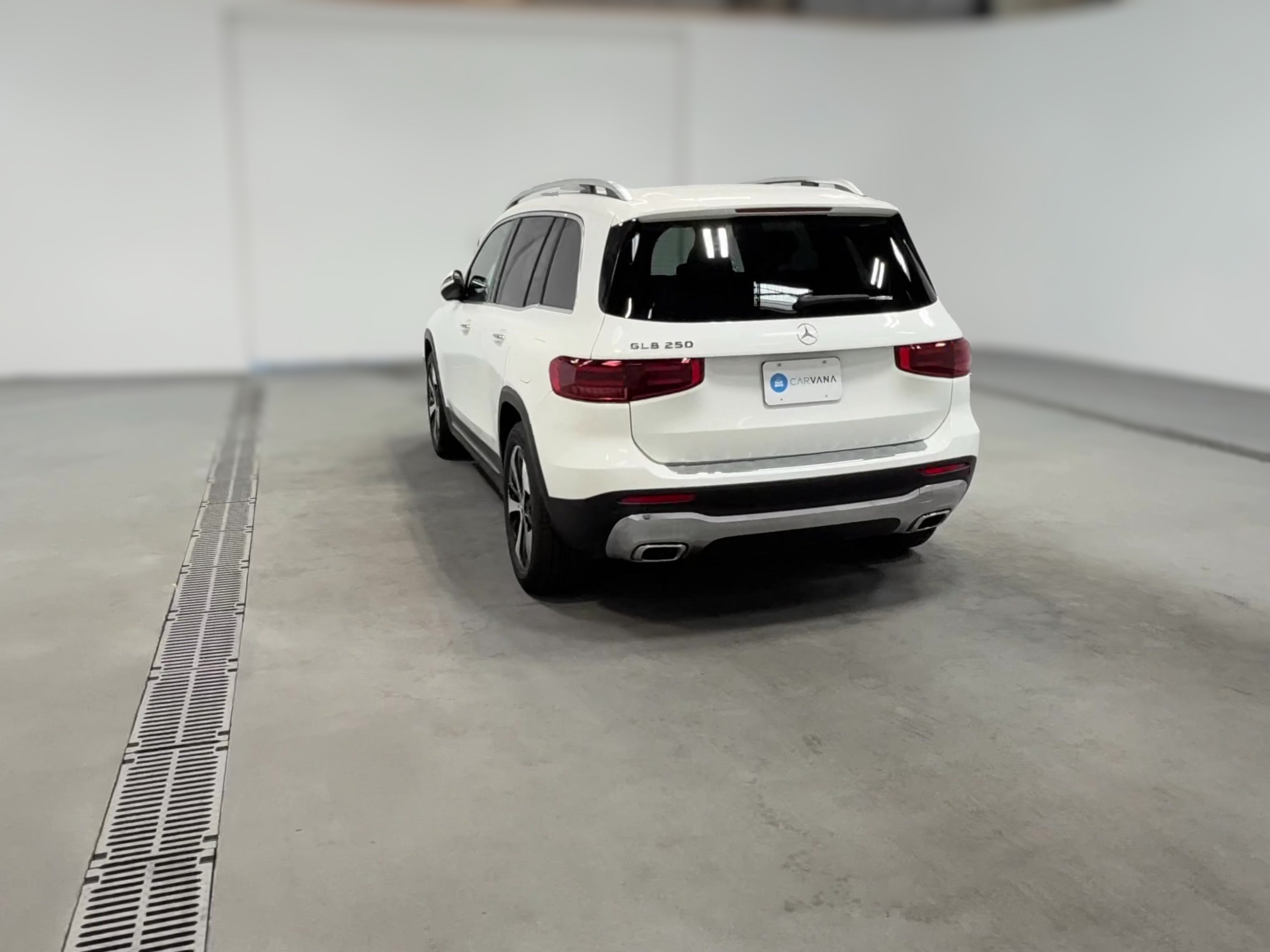 2025 Mercedes-Benz GLB Base - Photo 37