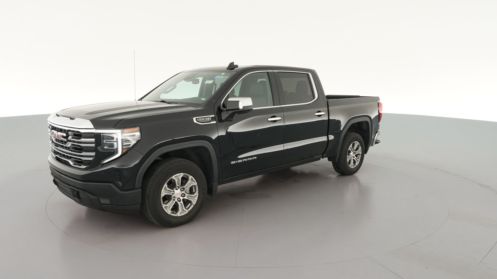 2024 GMC Sierra 1500 Crew Cab vehicle photo