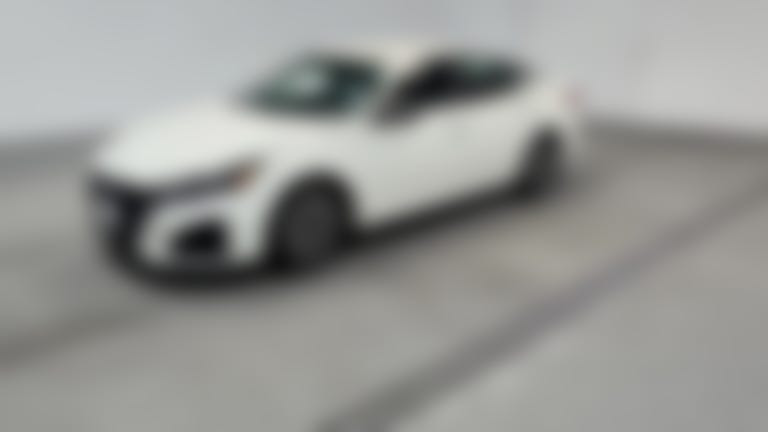 2025 Nissan Altima vehicle photo