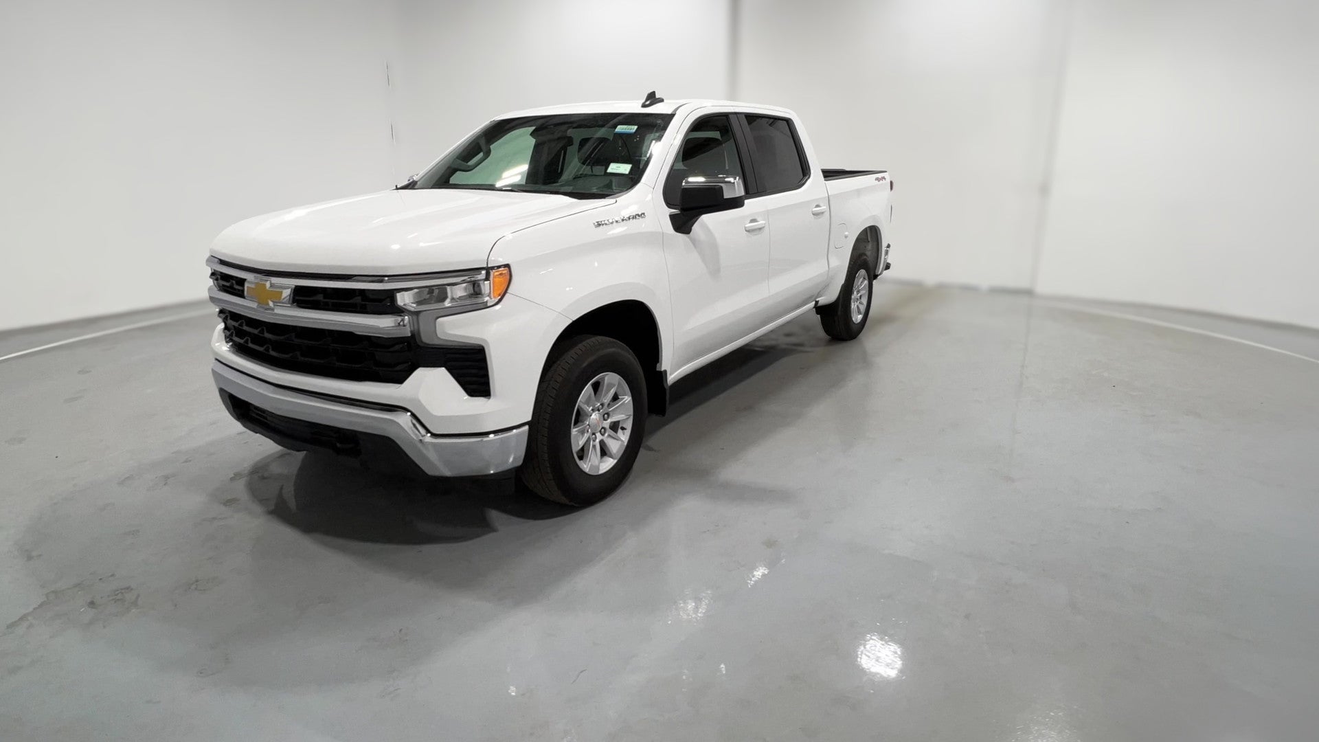 2025 Chevrolet Silverado 1500 Crew Cab vehicle photo