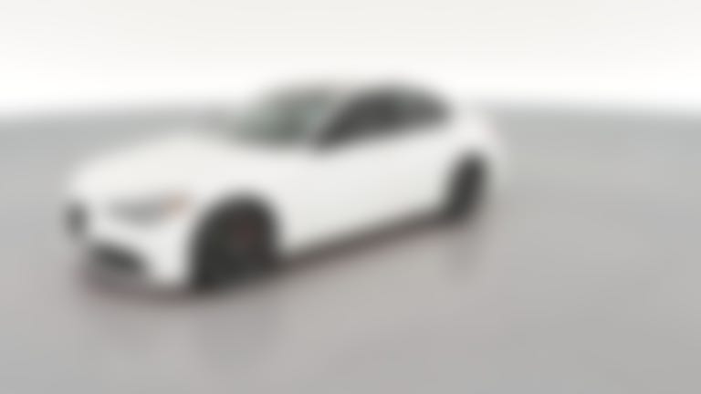 2022 Alfa Romeo Giulia vehicle photo