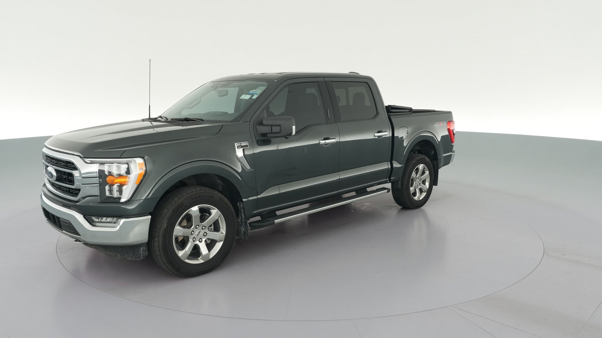 2021 Ford F150 SuperCrew Cab vehicle photo