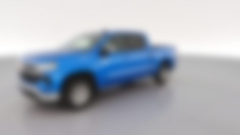 2025 Chevrolet Silverado 1500 Crew Cab vehicle photo