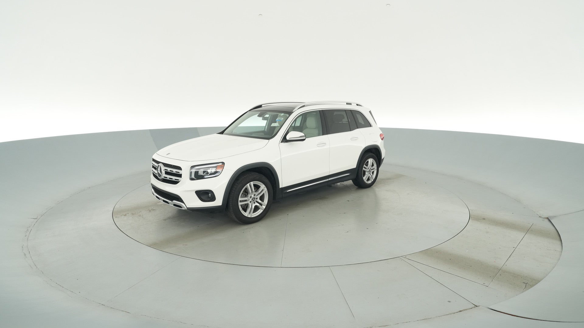 2022 Mercedes-Benz GLB vehicle photo