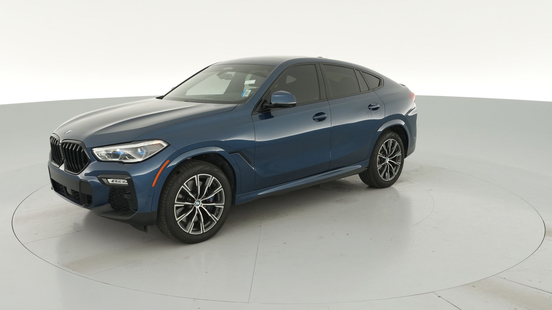 2021 BMW X6 vehicle photo