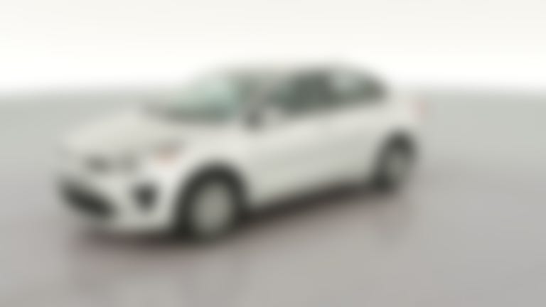 2023 Kia Rio vehicle photo