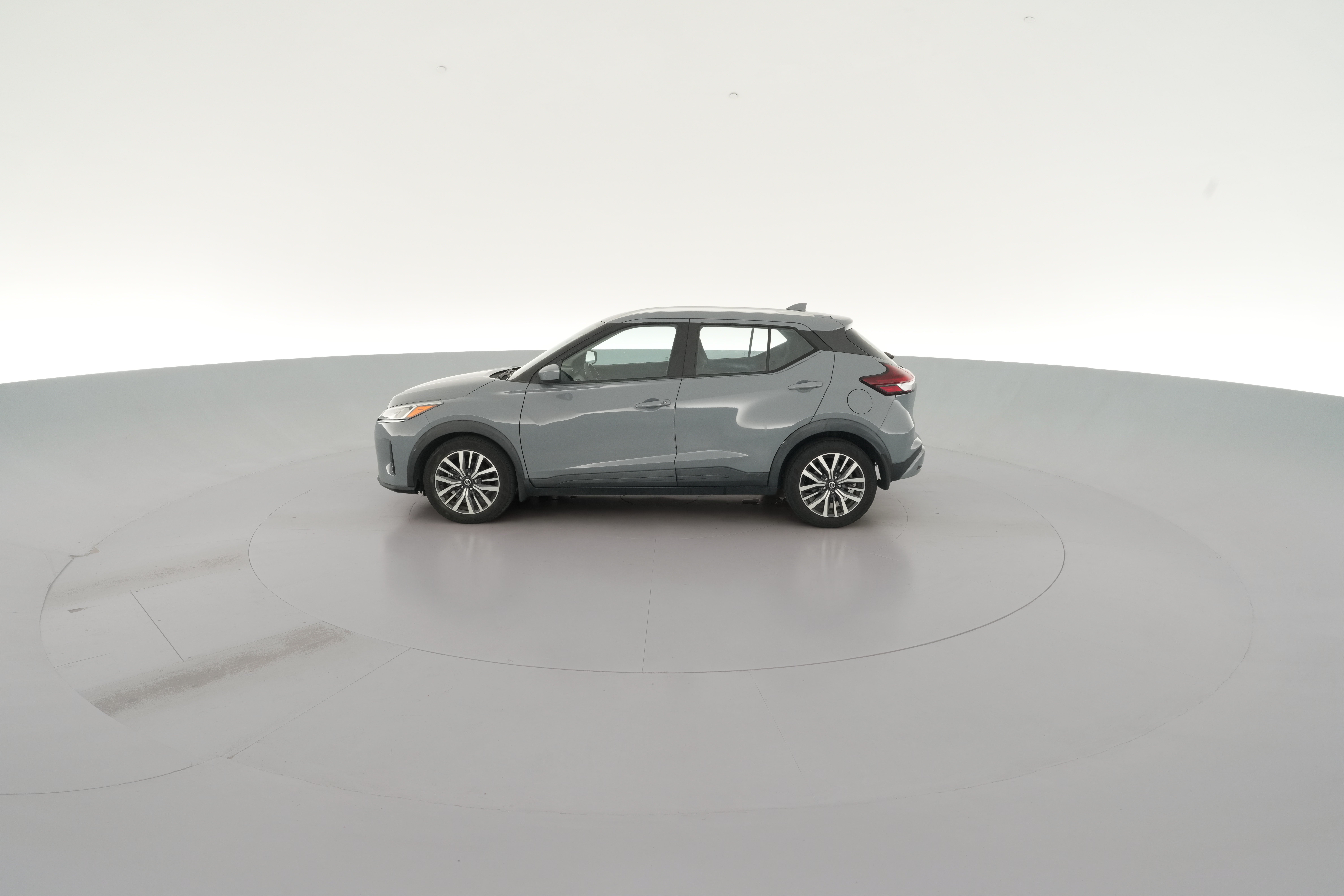 2021 Nissan Kicks SV - Photo 22
