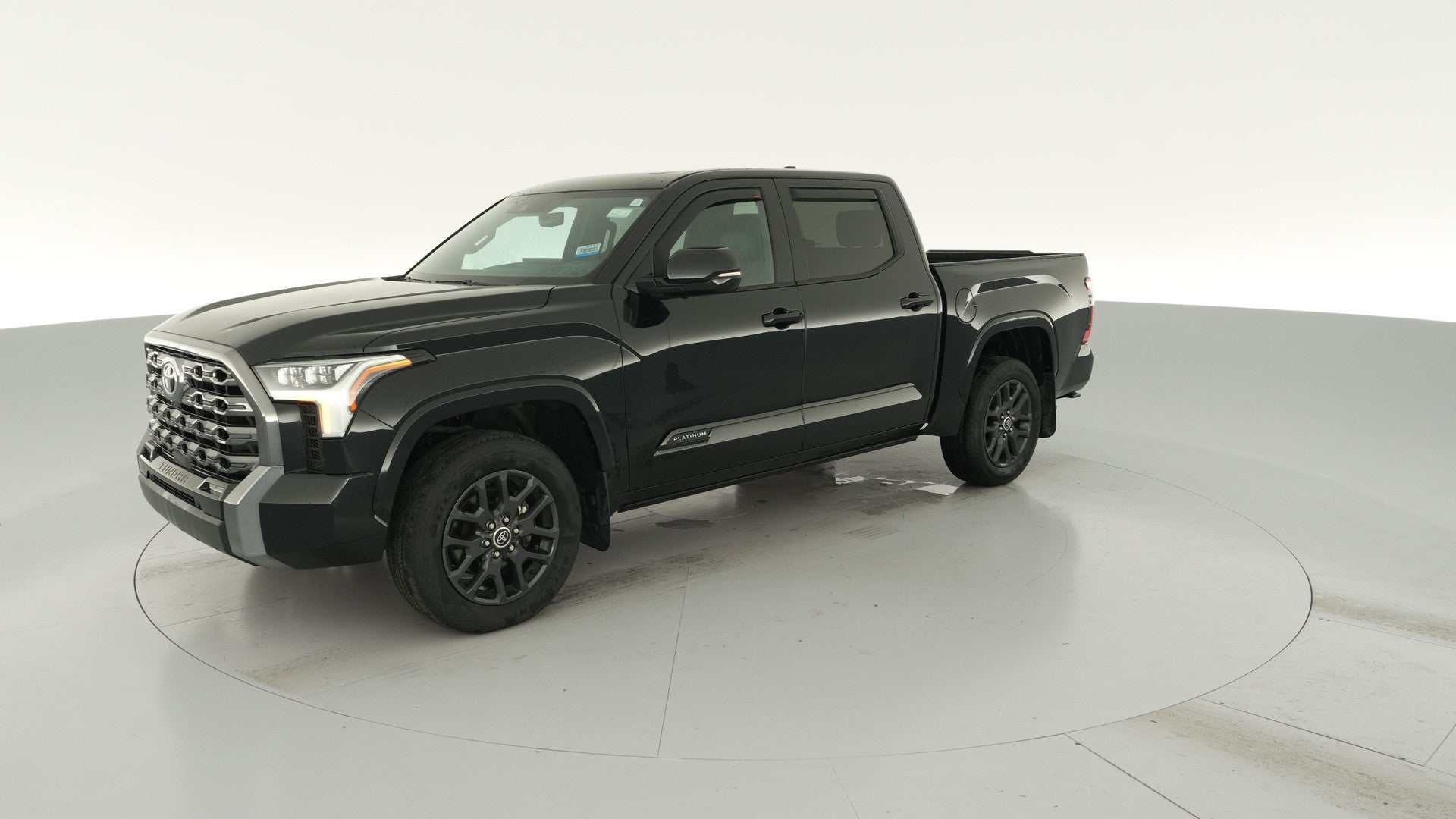 2023 Toyota Tundra CrewMax vehicle photo