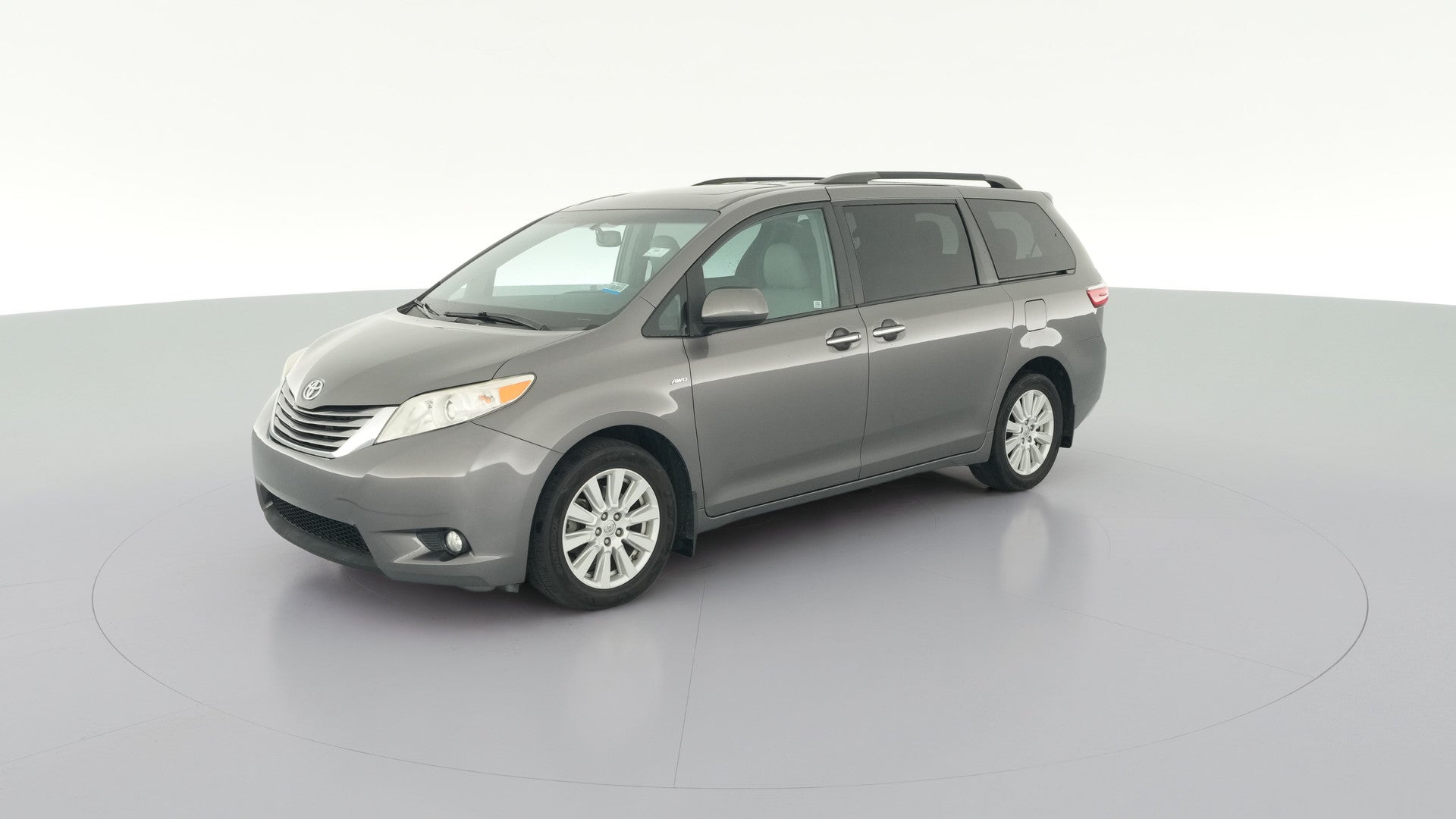 2017 Toyota Sienna vehicle photo