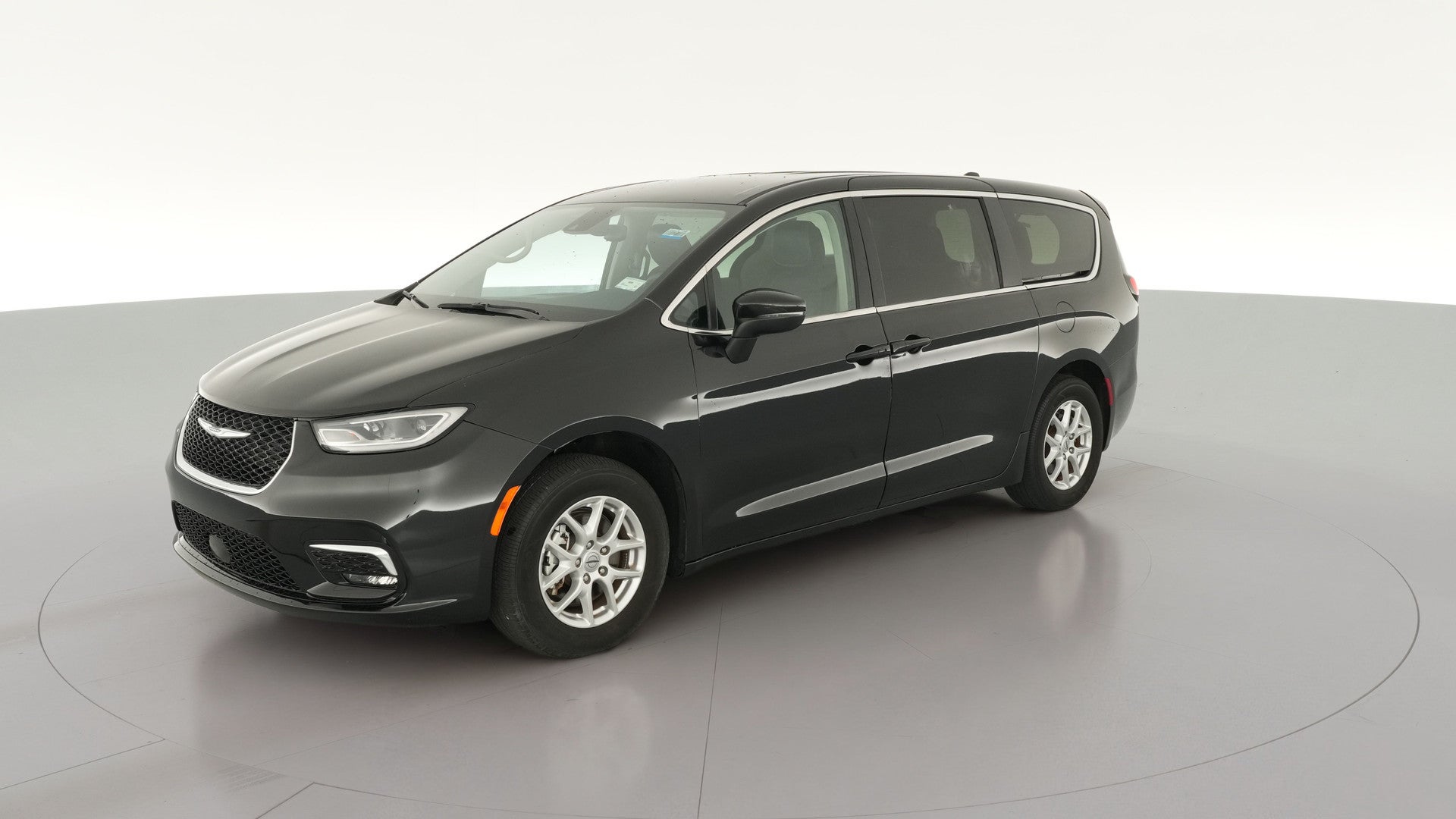 2023 Chrysler Pacifica vehicle photo