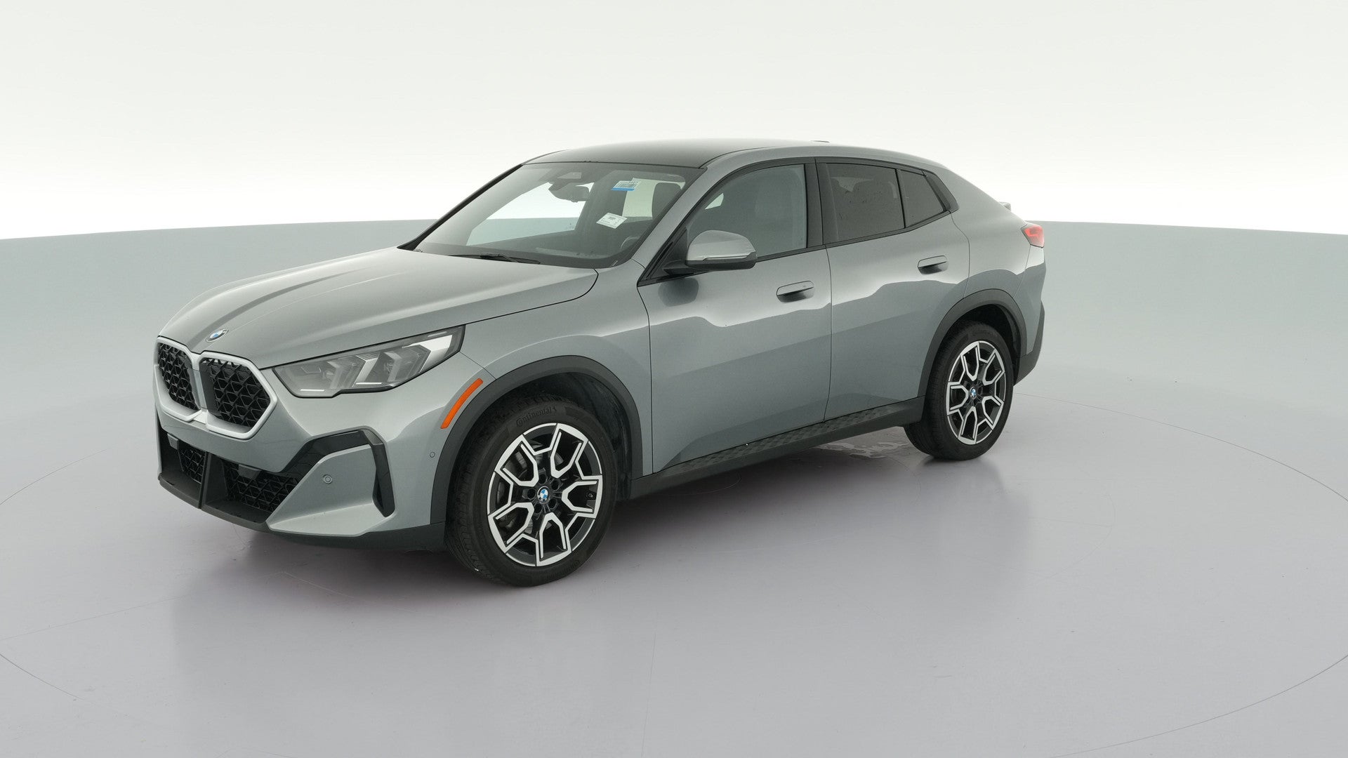 2025 BMW X2 vehicle photo