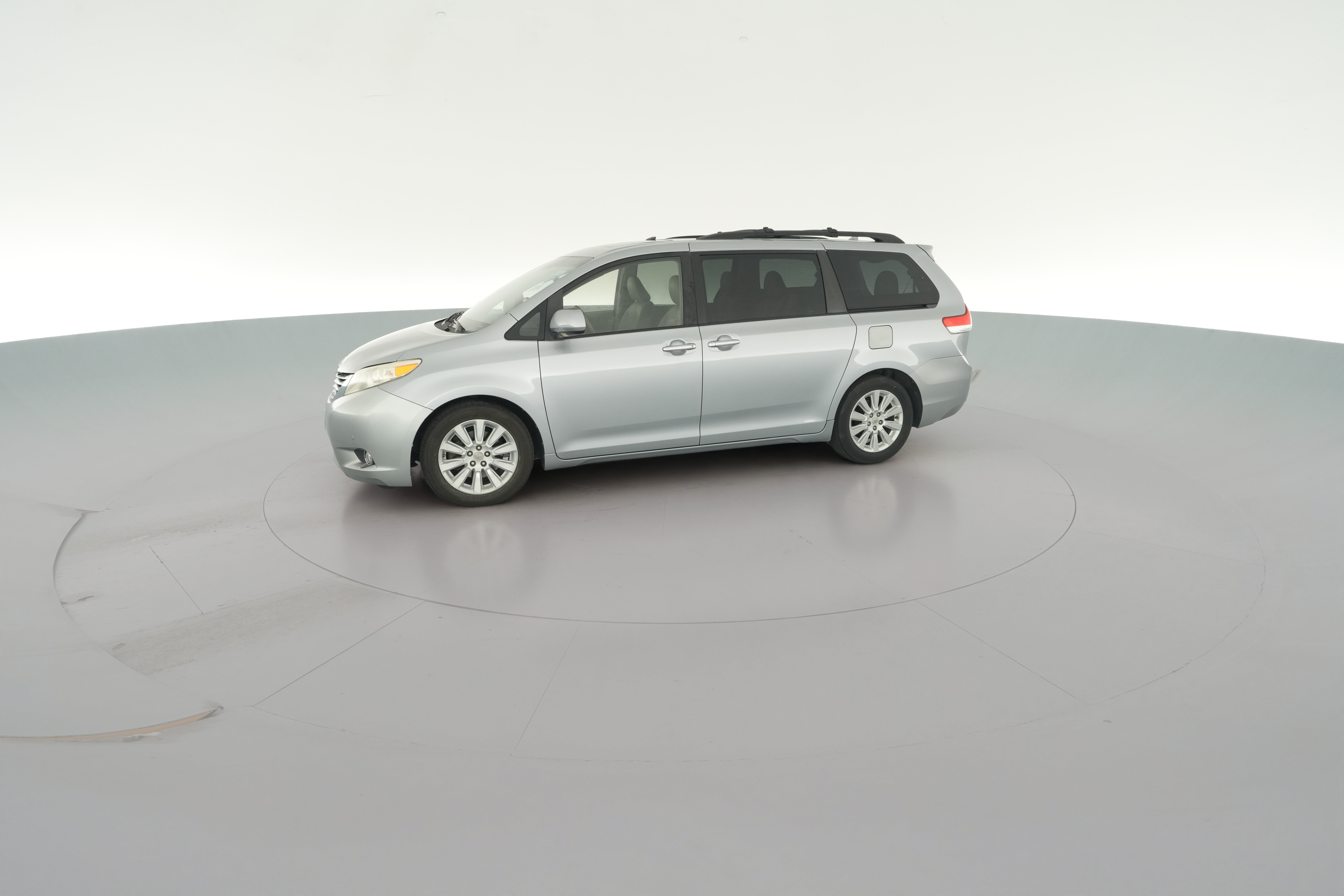 2011 Toyota Sienna Limited - Photo 28