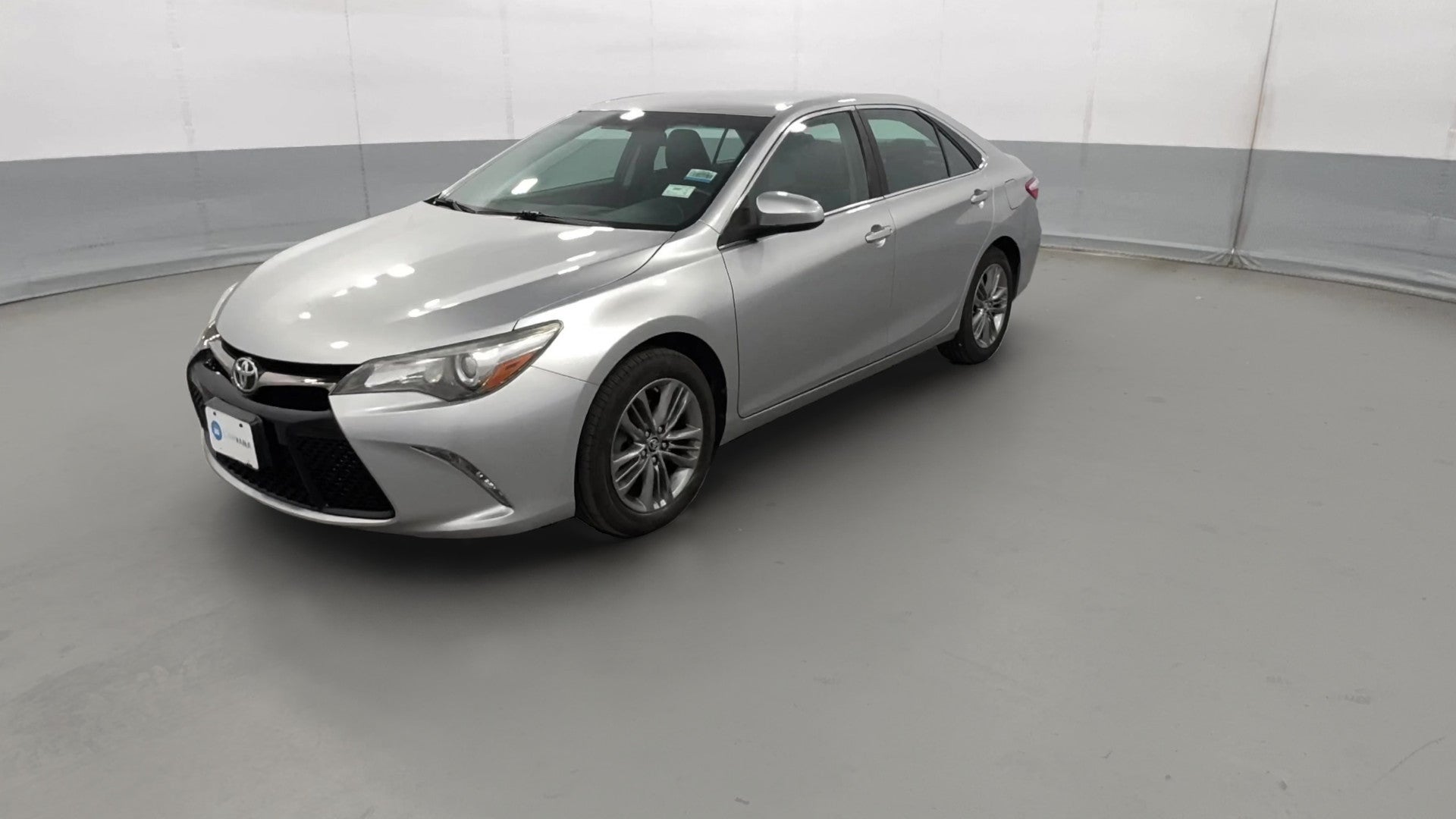 2016 Toyota Camry vehicle photo
