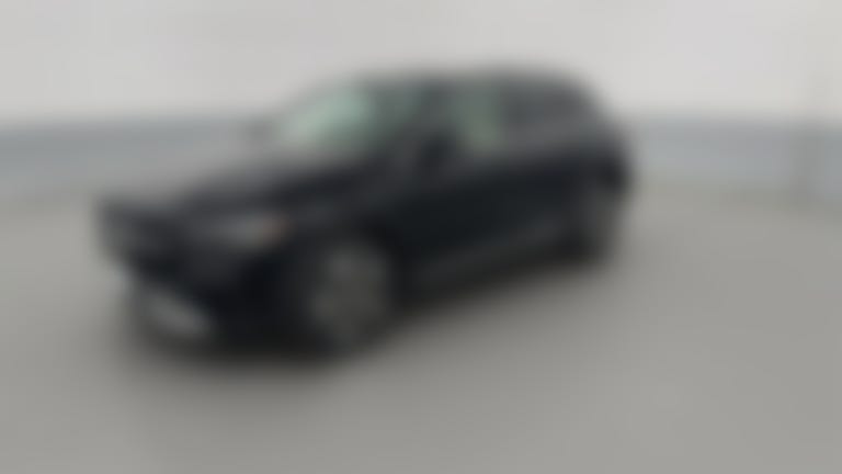 2024 Mercedes-Benz GLA vehicle photo