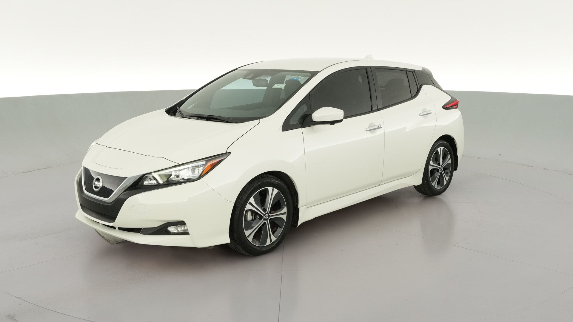 2020 Nissan LEAF vehicle photo
