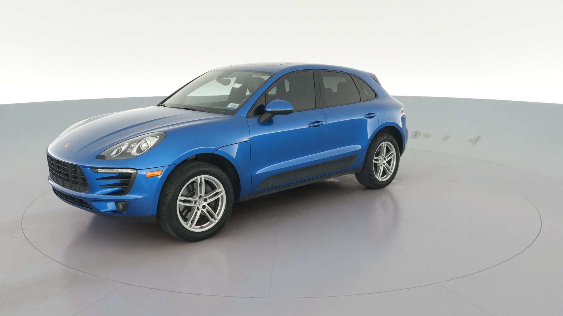2017 Porsche Macan vehicle photo