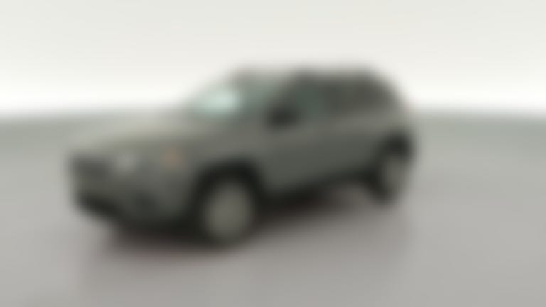 2022 Jeep Cherokee vehicle photo