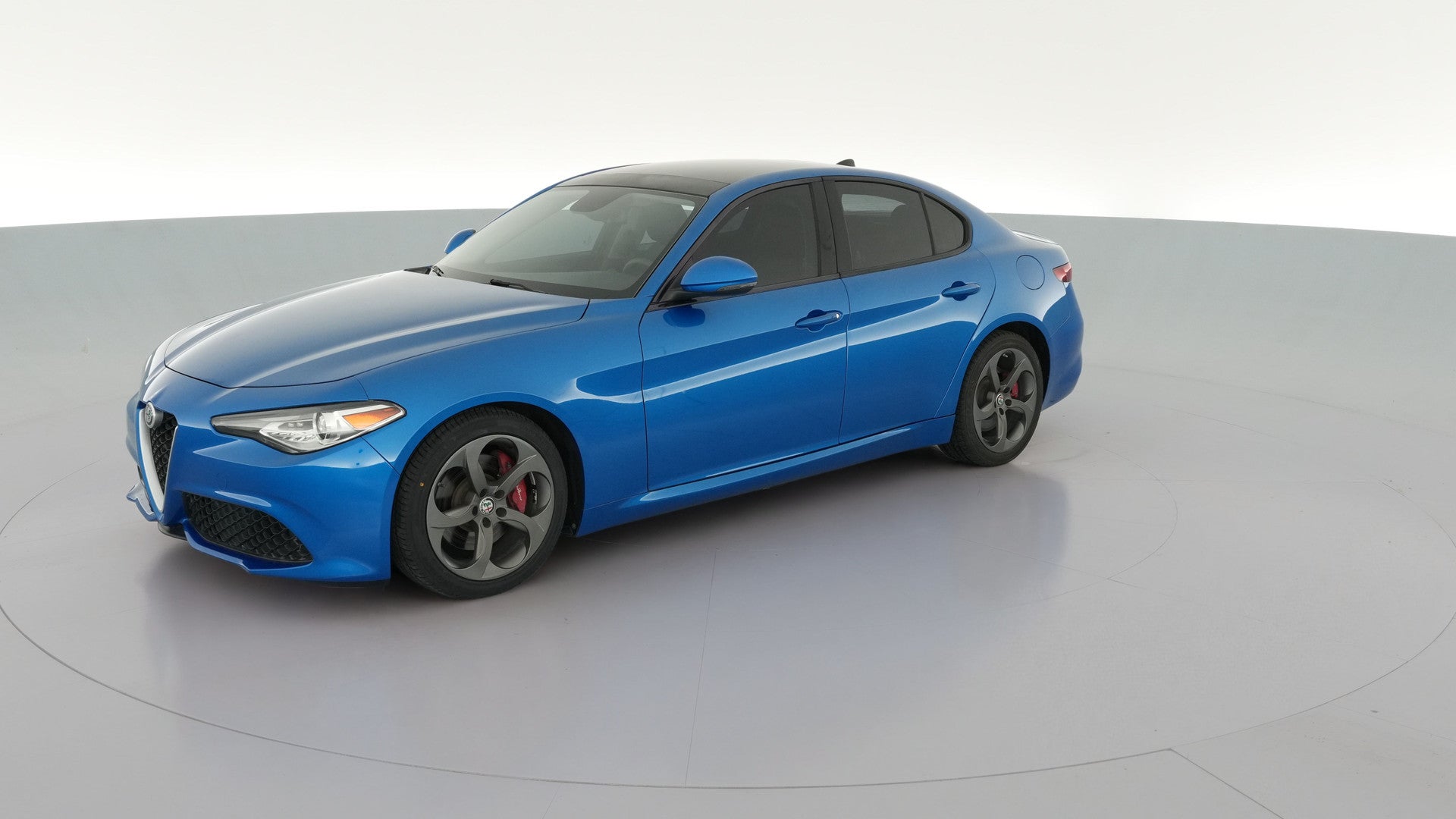 2017 Alfa Romeo Giulia vehicle photo