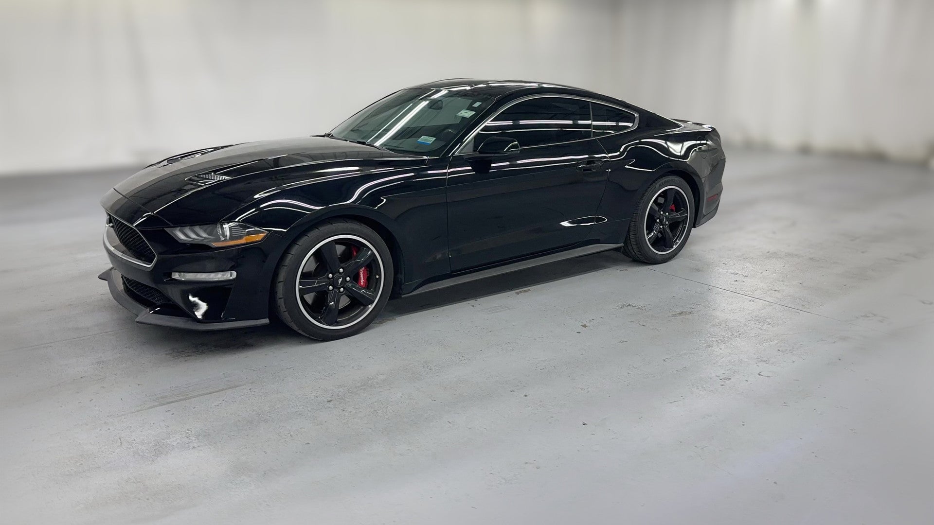 2019 Ford Mustang vehicle photo