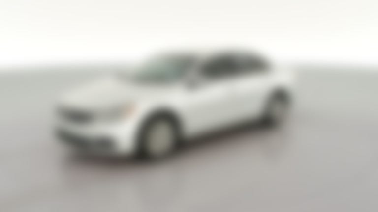 2017 Volkswagen Passat vehicle photo
