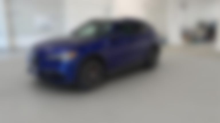 2023 Alfa Romeo Stelvio vehicle photo