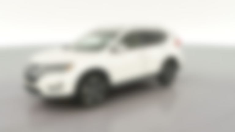 2017 Nissan Rogue vehicle photo